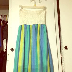 Strapless dress